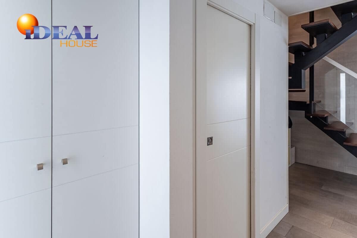 3 bedroom Townhouse for sale in Granada city - € 420,000 (Ref: 9434311)