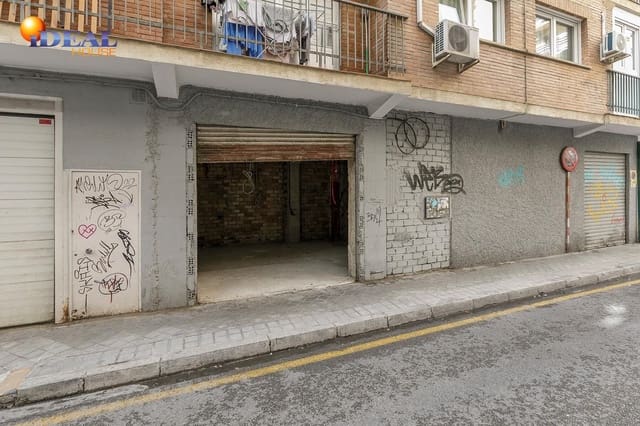 Erhverv til salg i Camino de Ronda - Rosaleda, Granada by - € 65.000 (Ref: 9434314)
