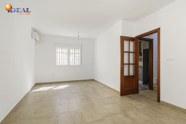 3 slaapkamer Rijtjeshuis te koop in Güevéjar met garage - € 165.000 (Ref: 9434316)