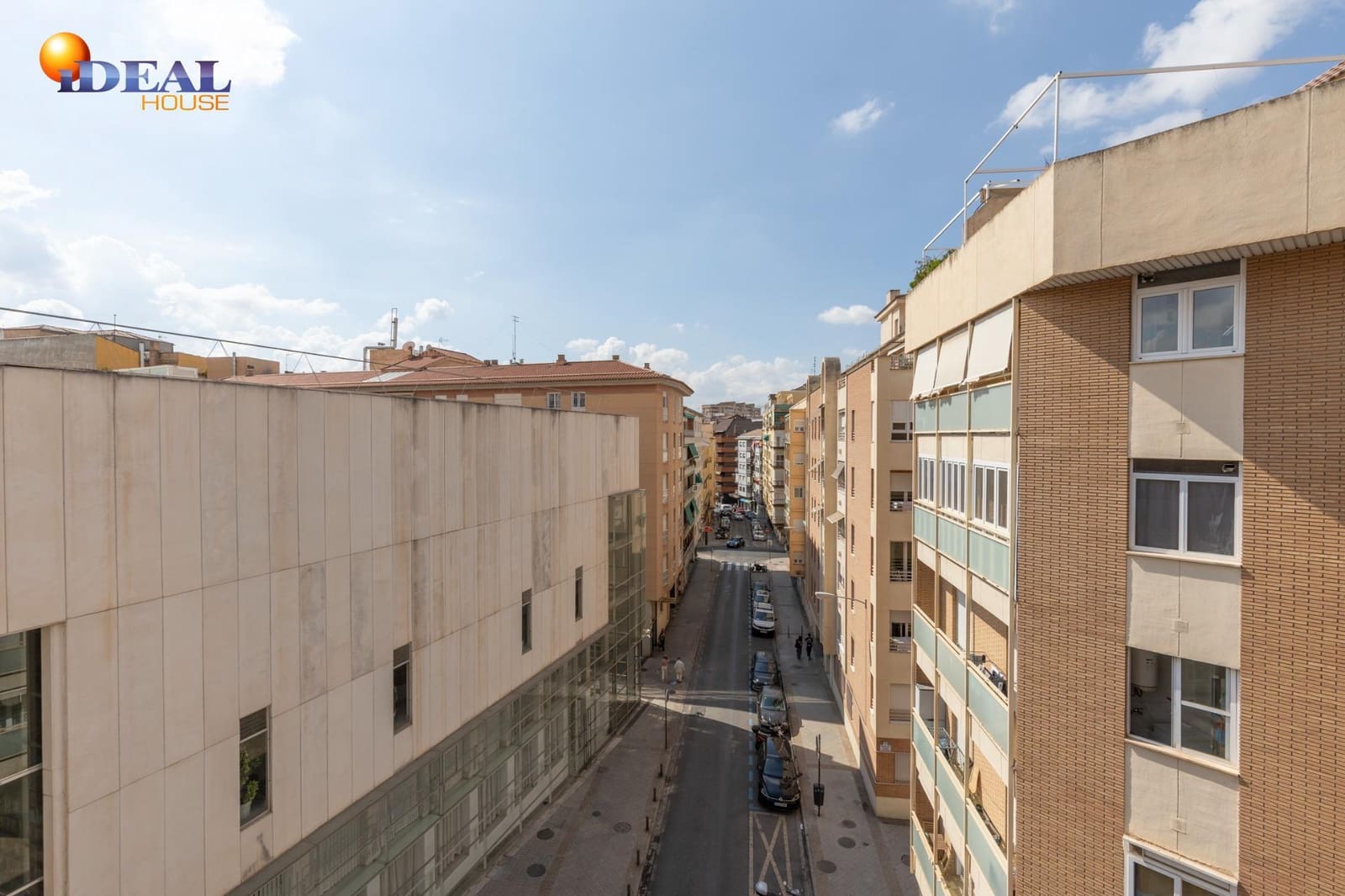 4 soveværelse Lejlighed til salg i Granada by med garage - € 580.000 (Ref: 9434318)