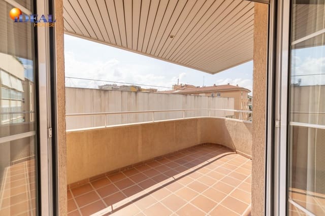 4 soveværelse Lejlighed til salg i Centro - Sagrario, Granada by med garage - € 580.000 (Ref: 9434318)