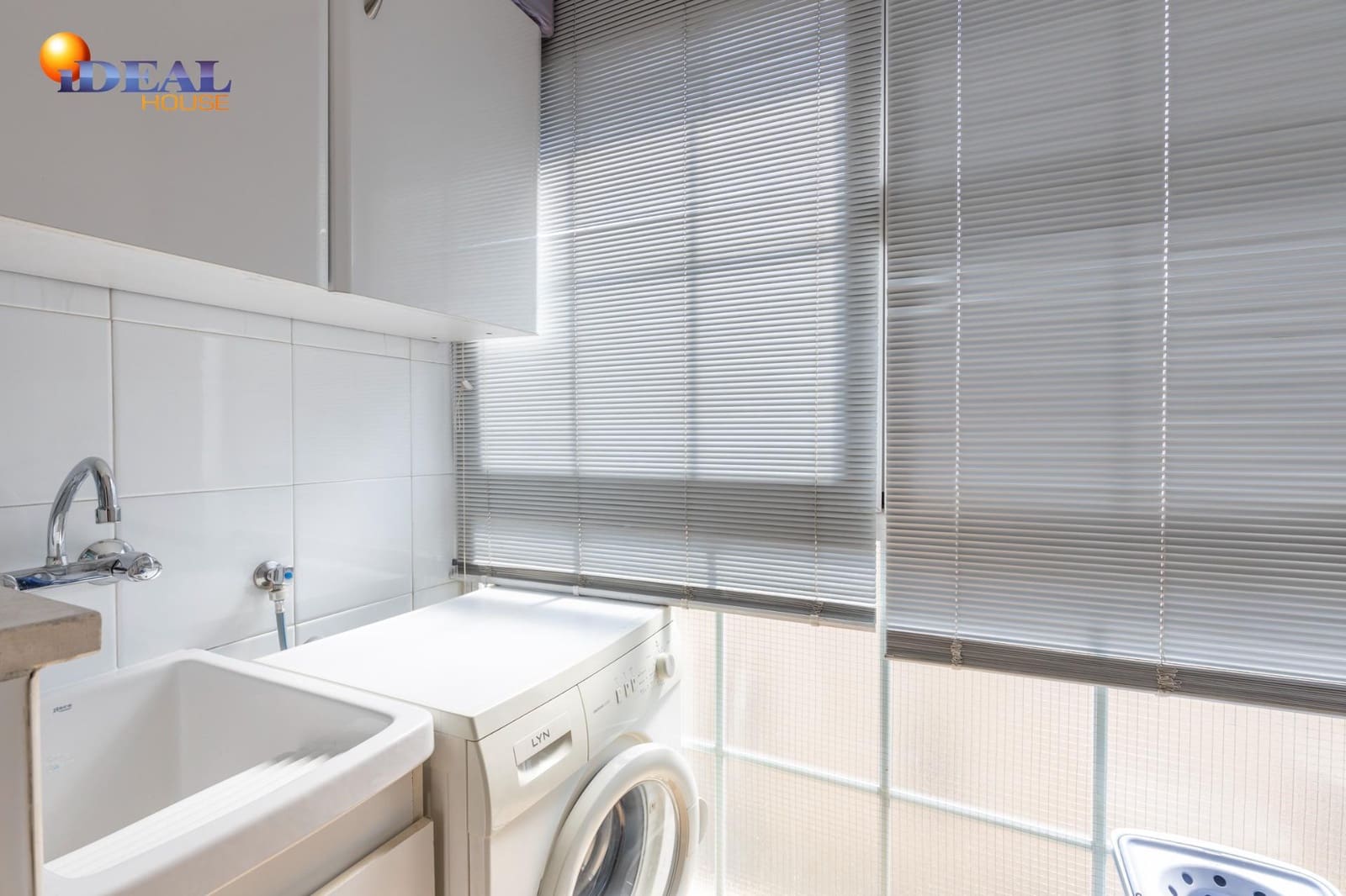 4 soveværelse Lejlighed til salg i Granada by med garage - € 580.000 (Ref: 9434318)