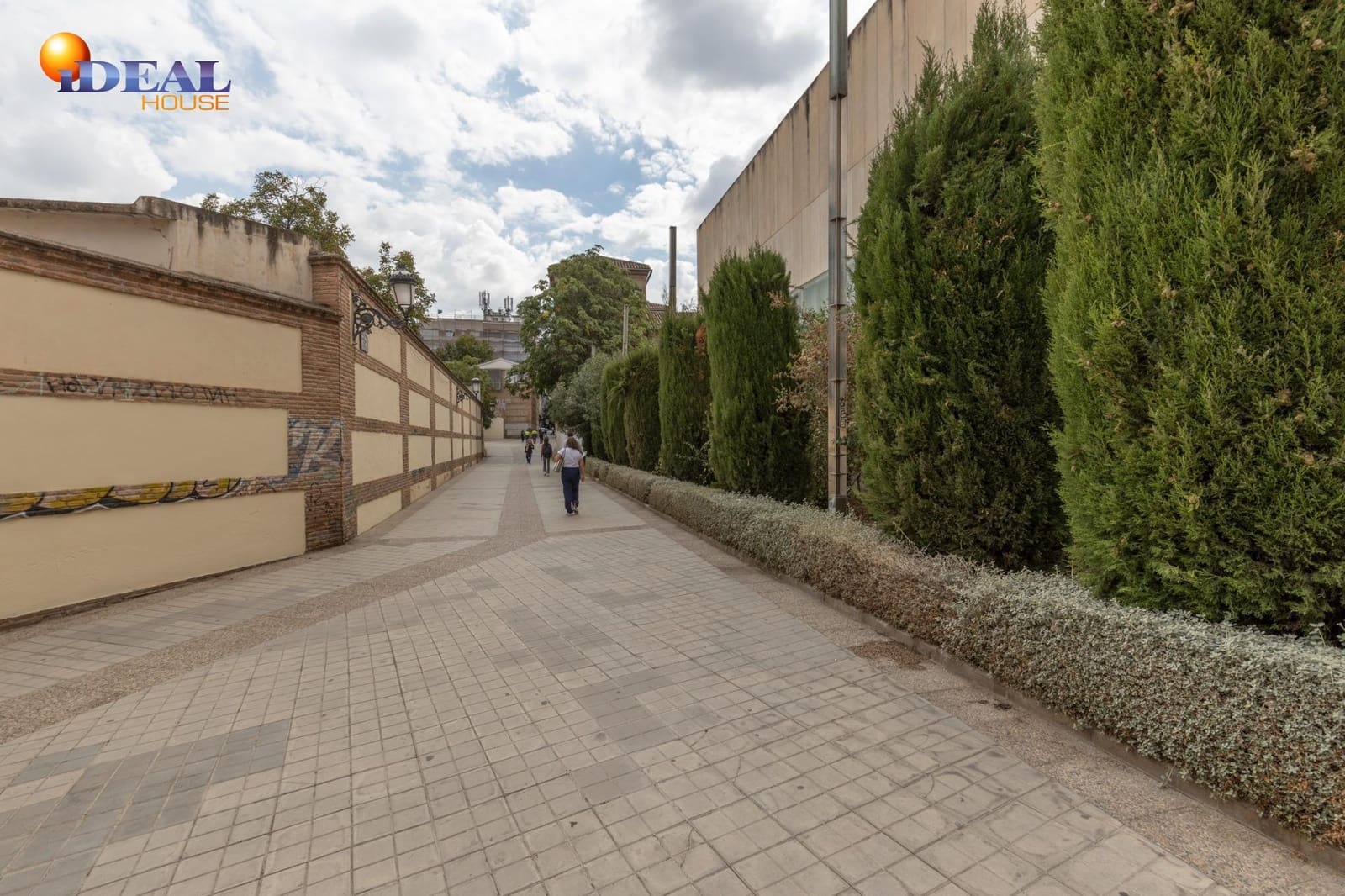 4 soveværelse Lejlighed til salg i Granada by med garage - € 580.000 (Ref: 9434318)