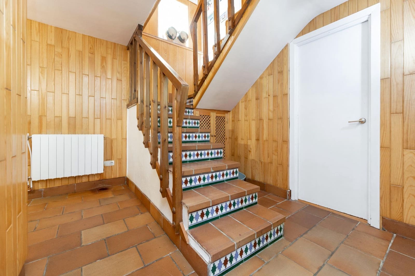 6 soveværelse Finca/Landehus til salg i Guejar Sierra med garage - € 439.000 (Ref: 9434321)