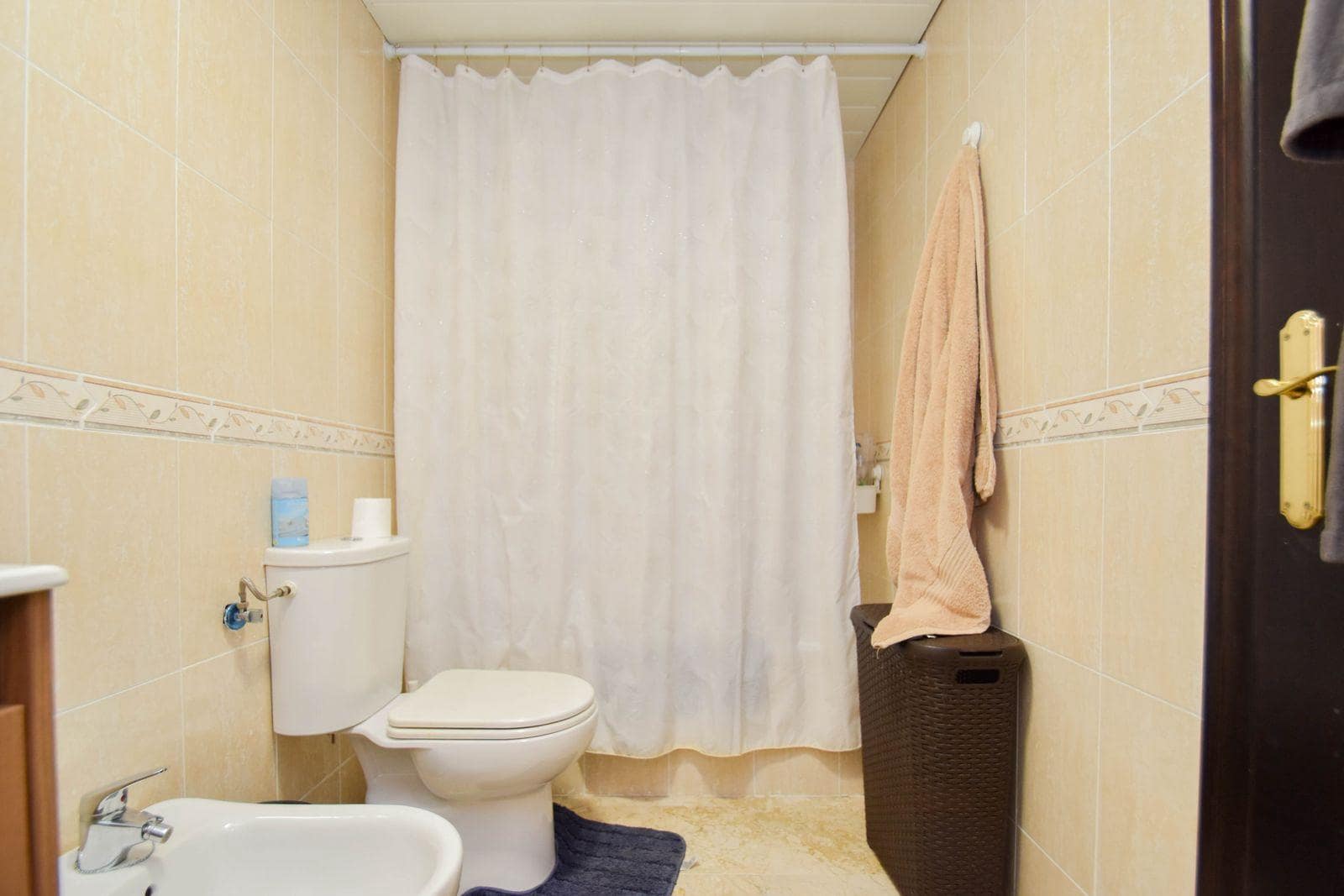 2 makuuhuone Huoneisto myytävänä paikassa La Zubia - 145 000 € (Ref: 9434322)