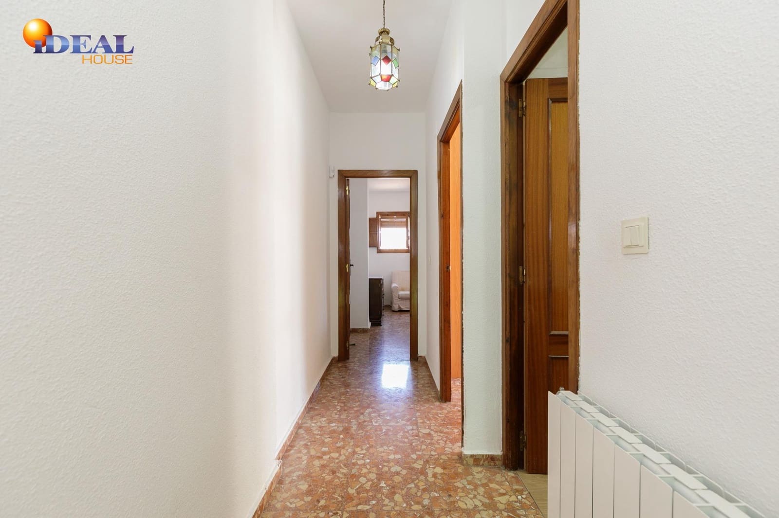 4 bedroom Villa for sale in Ogijares with pool garage - € 325,000 (Ref: 9434323)