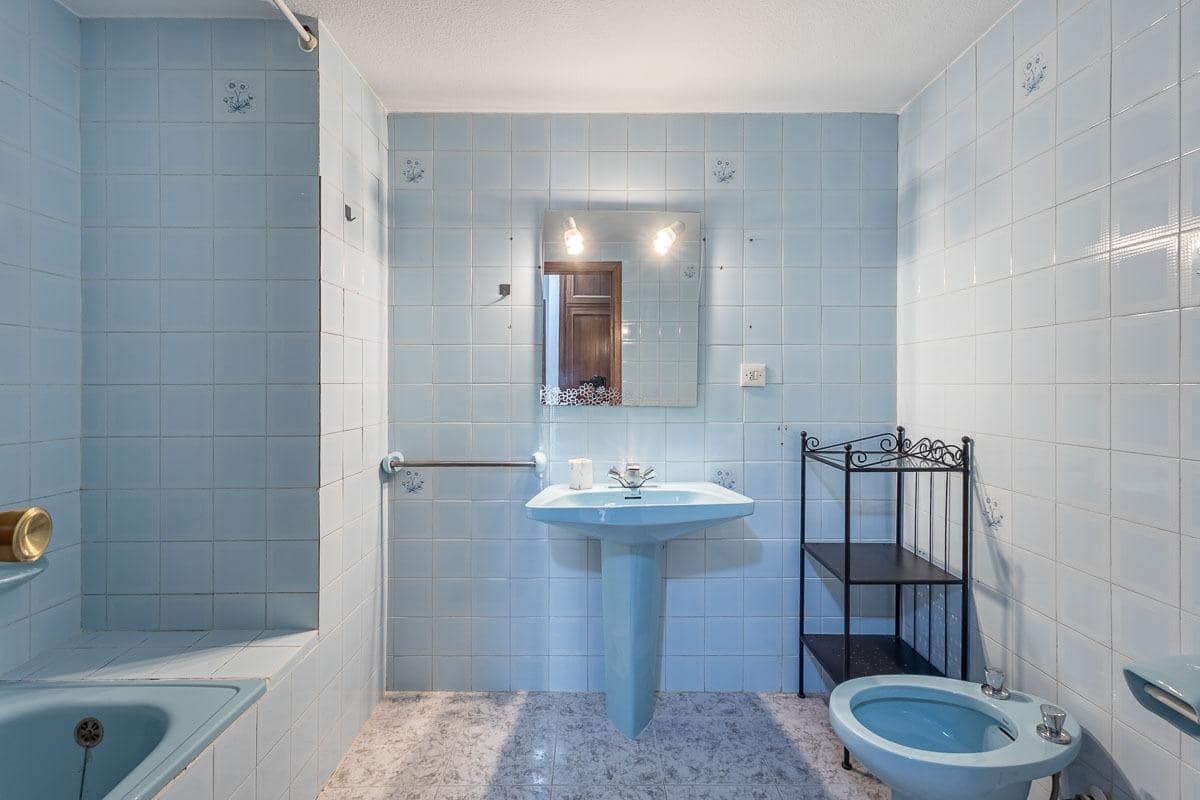 4 slaapkamer Flat te koop in Granada stad - € 369.000 (Ref: 9434325)