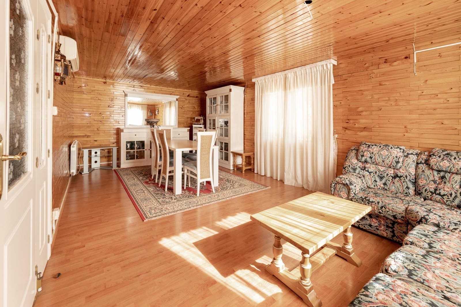 5 makuuhuone Asunto myytävänä paikassa Albolote mukana uima-altaan - 315 000 € (Ref: 9434326)