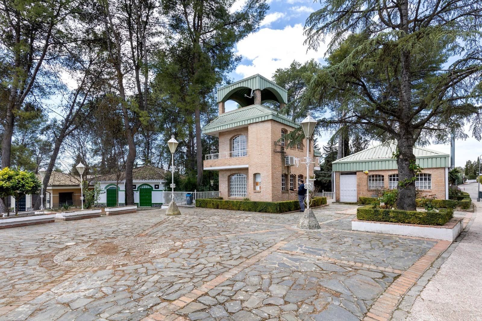 5 makuuhuone Asunto myytävänä paikassa Albolote mukana uima-altaan - 315 000 € (Ref: 9434326)