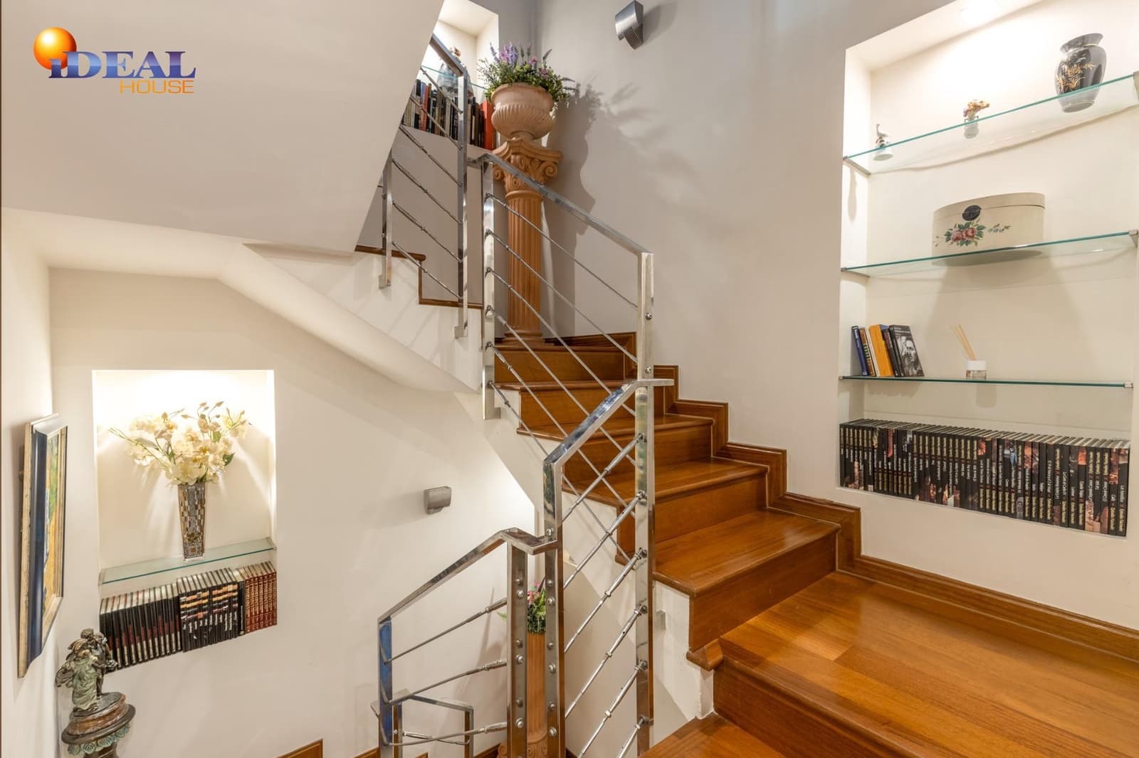 4 soverom Hus til salgs i Granada by med garasje - € 820 000 (Ref: 9434328)