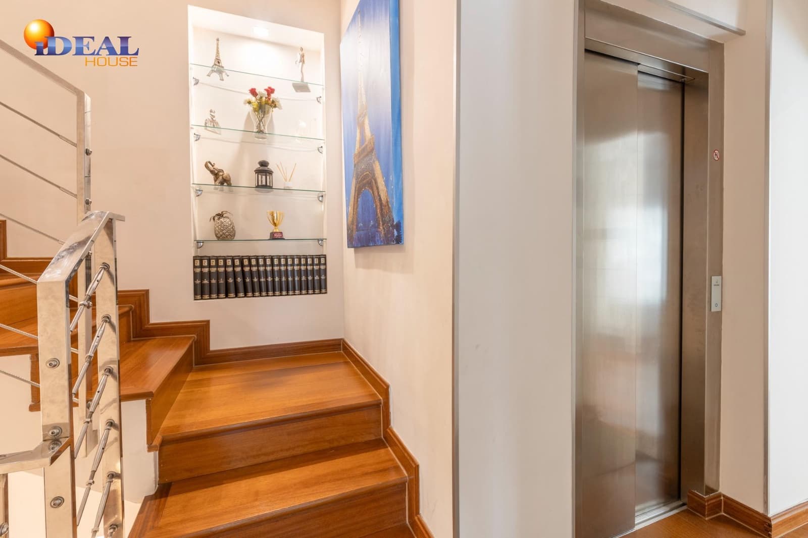 4 soverom Hus til salgs i Granada by med garasje - € 820 000 (Ref: 9434328)