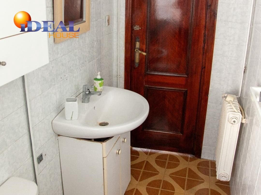 3 bedroom Flat for sale in Baza - € 73,900 (Ref: 9434331)