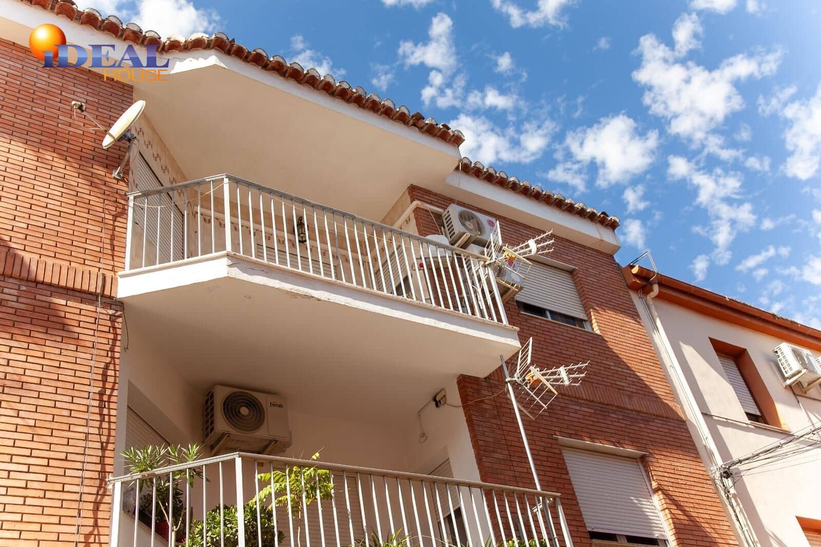 3 bedroom Flat for sale in Baza - € 73,900 (Ref: 9434331)