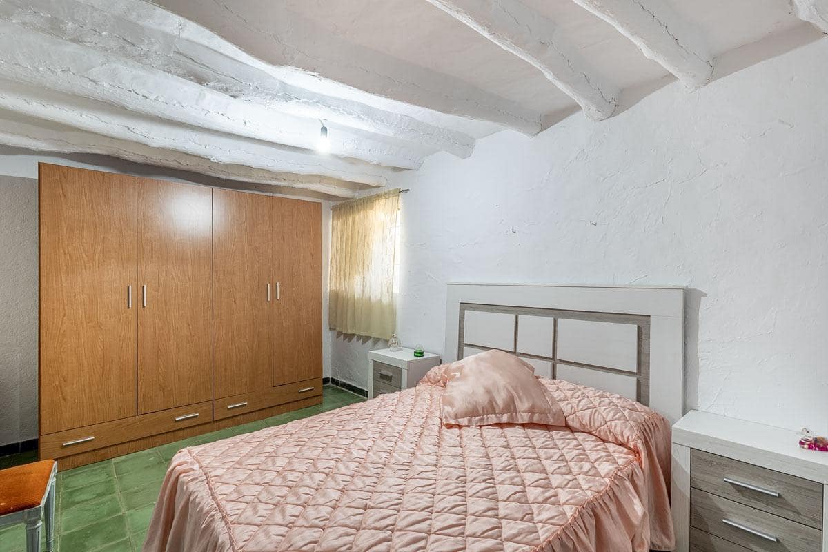 2 soverom Finca/Herregård til salgs i Montefrio med garasje - € 165 000 (Ref: 9434332)