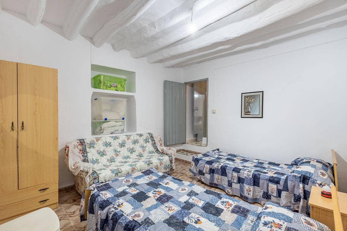 2 soverom Finca/Herregård til salgs i Montefrio med garasje - € 165 000 (Ref: 9434332)