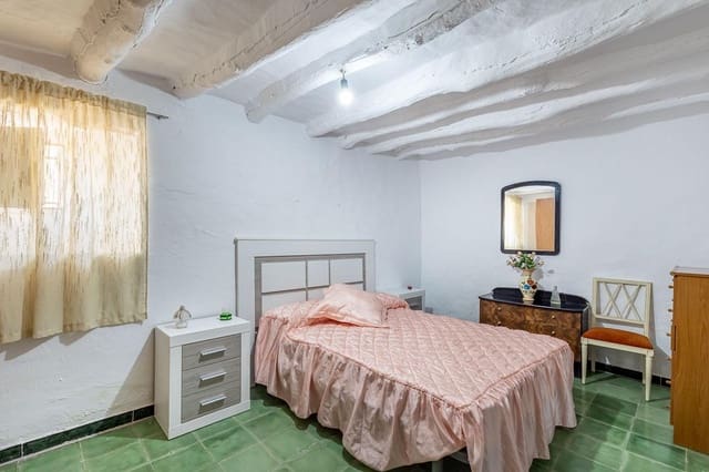 2 soverom Finca/Herregård til salgs i Montefrío med garasje - € 165 000 (Ref: 9434332)