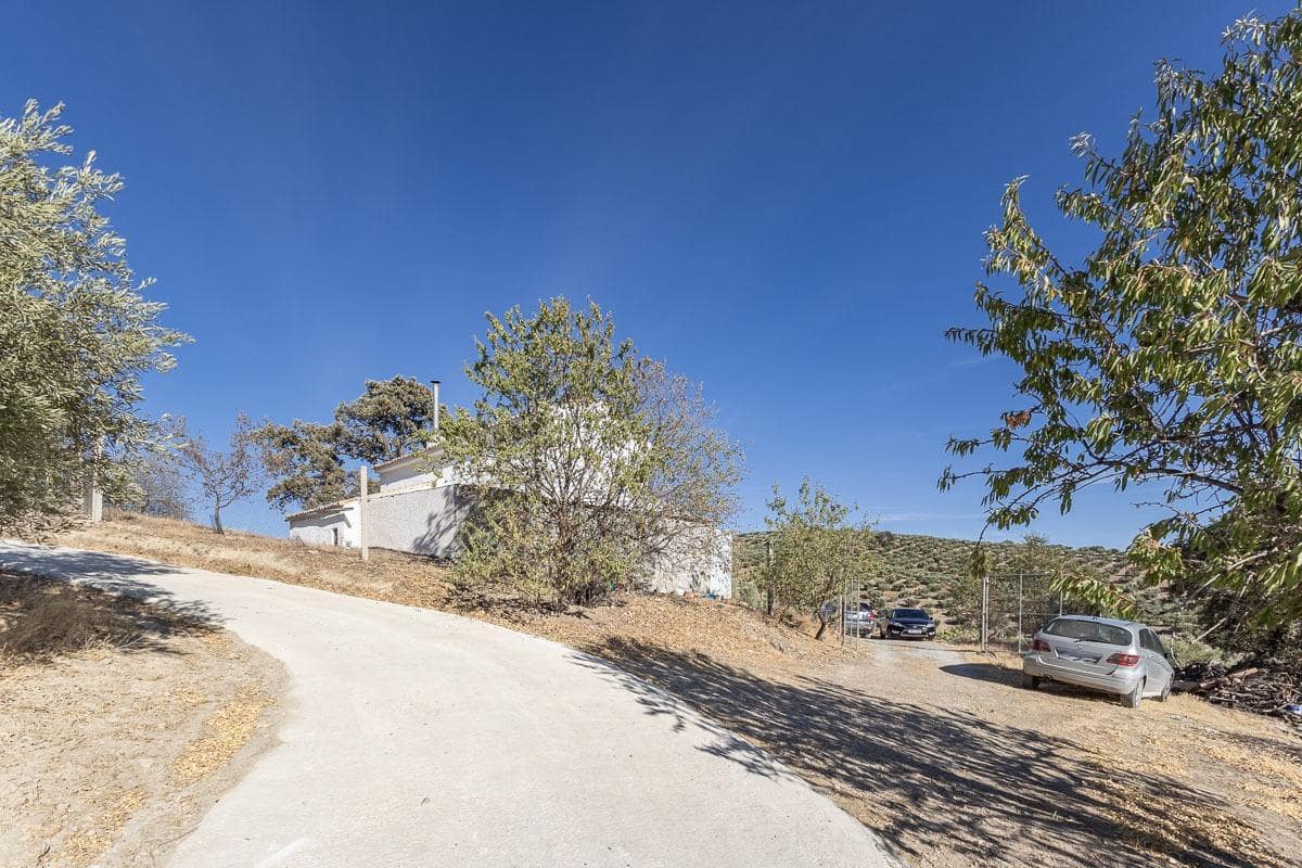 2 soverom Finca/Herregård til salgs i Montefrio med garasje - € 165 000 (Ref: 9434332)