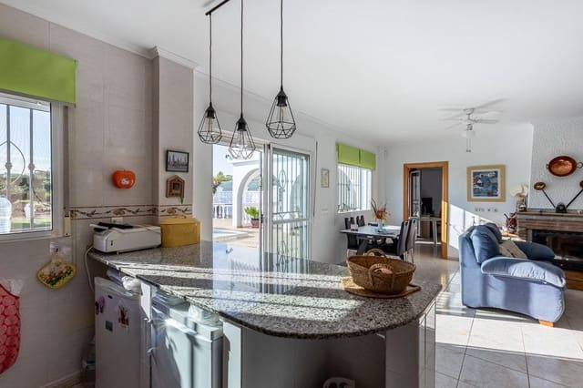 4 sovrum Villa till salu i Moraleda de Zafayona med pool garage - 279 000 € (Ref: 9434335)