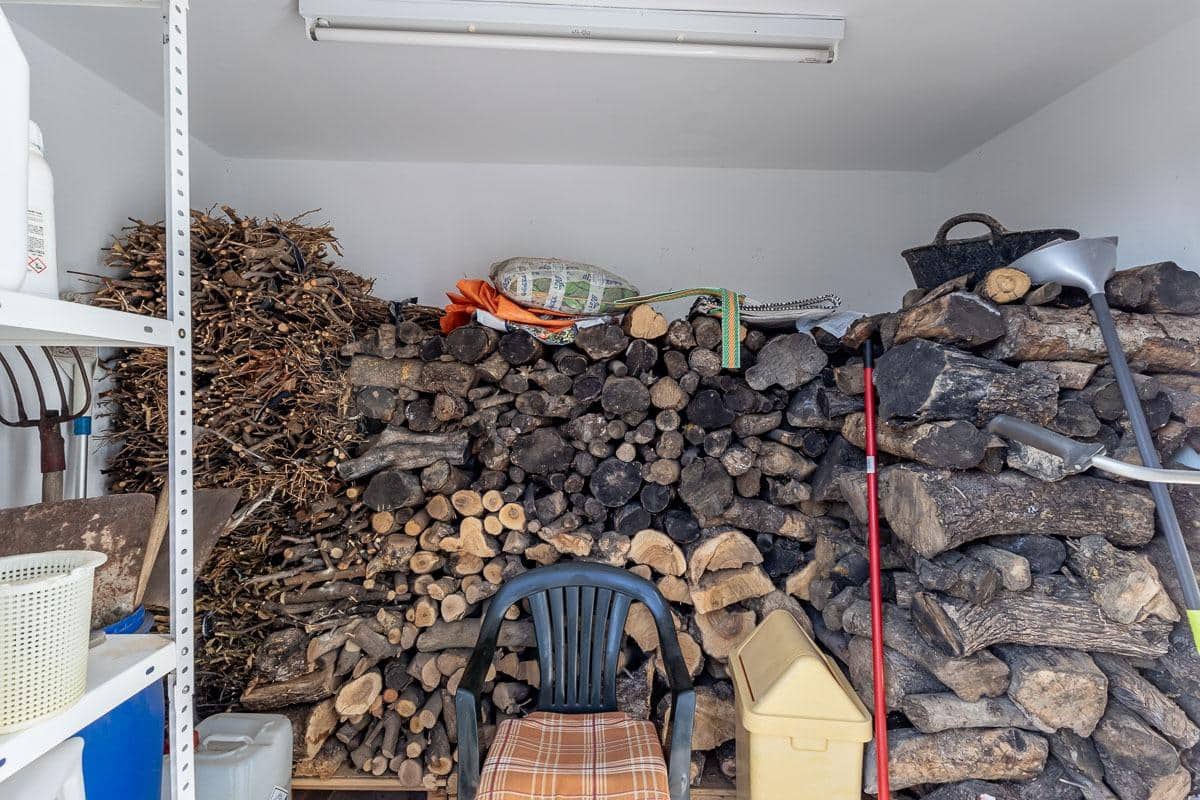 4 bedroom Villa for sale in Moraleda de Zafayona with pool garage - € 279,000 (Ref: 9434335)