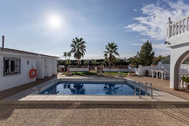 4 sovrum Villa till salu i Moraleda de Zafayona med pool garage - 279 000 € (Ref: 9434335)