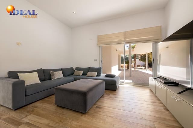 5 quarto Moradia para venda em Otura com piscina garagem - 795 000 € (Ref: 9434339)