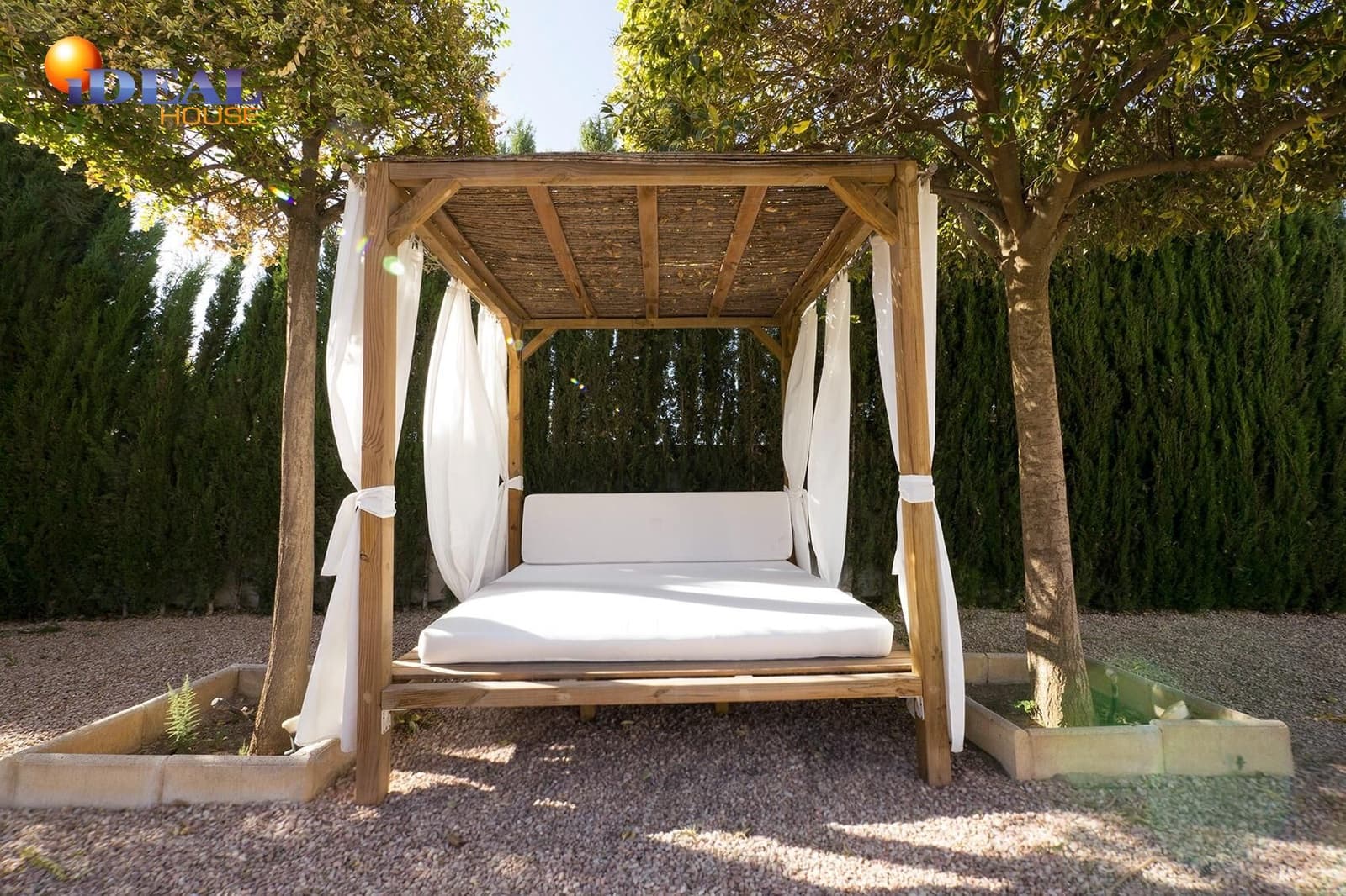 5 bedroom Villa for sale in Otura with pool garage - € 795,000 (Ref: 9434339)