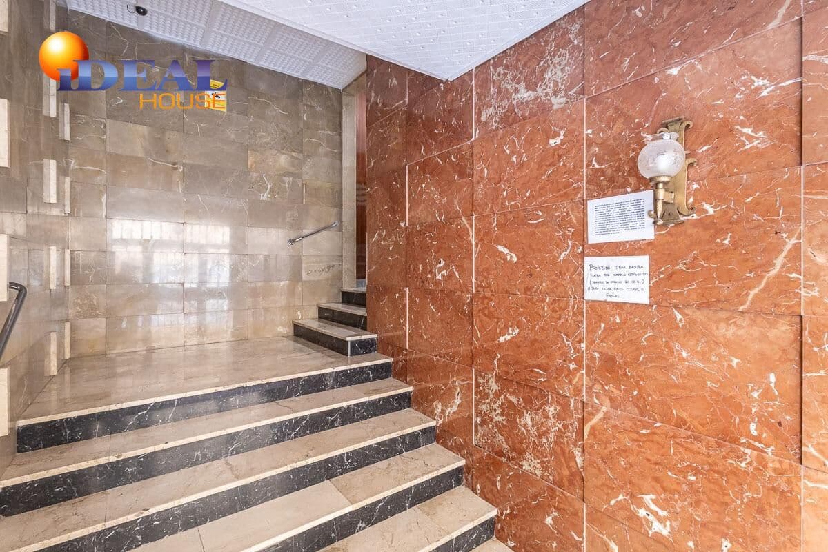 2 makuuhuone Asunto myytävänä paikassa Granada kaupunki - 198 500 € (Ref: 9434340)