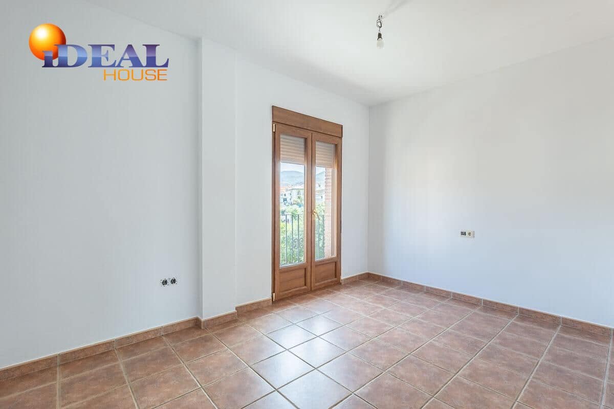 4 bedroom Townhouse for sale in Beas de Granada with garage - € 179,000 (Ref: 9434341)