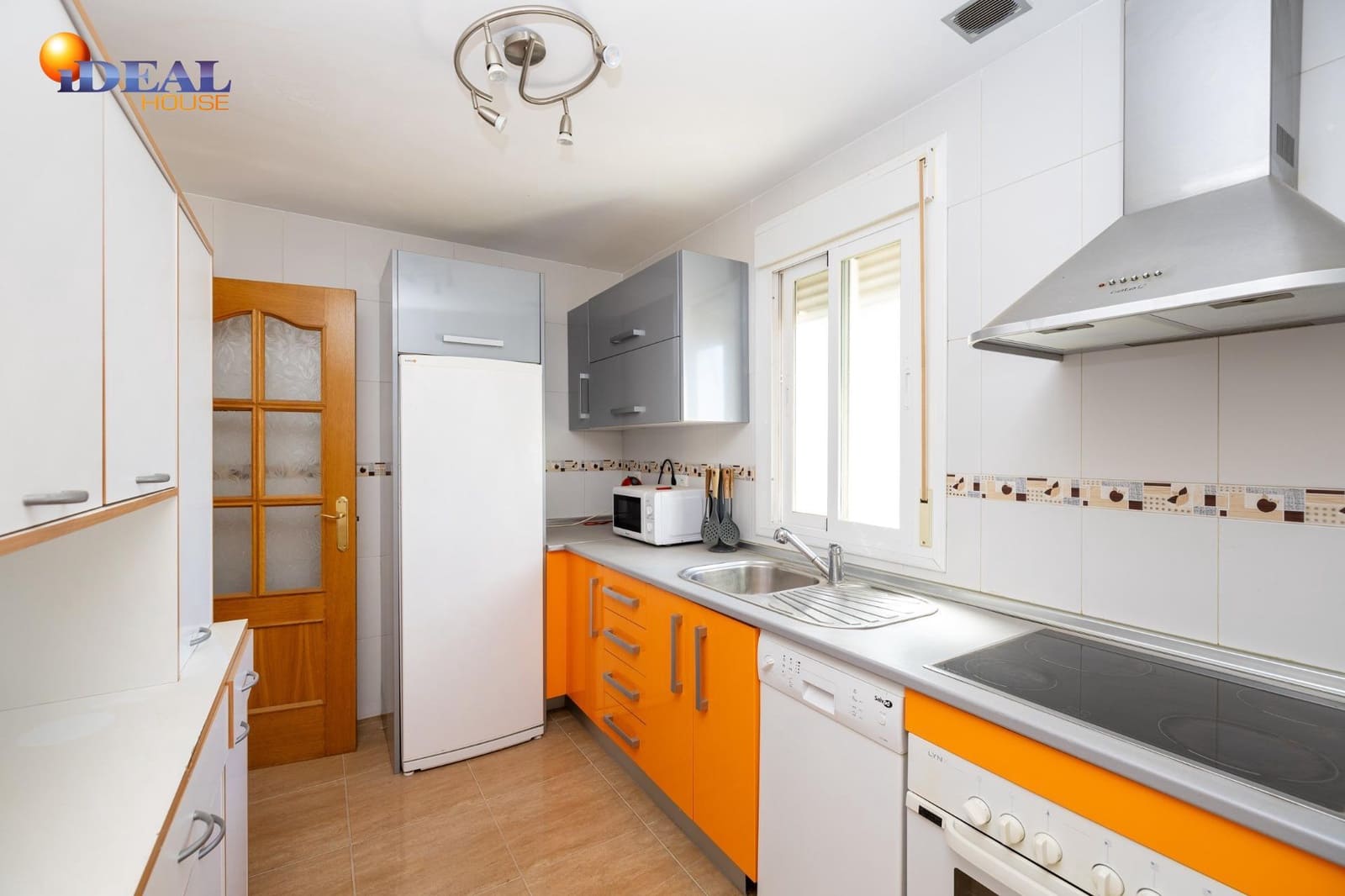 2 bedroom Flat for sale in Padul - € 120,000 (Ref: 9434344)