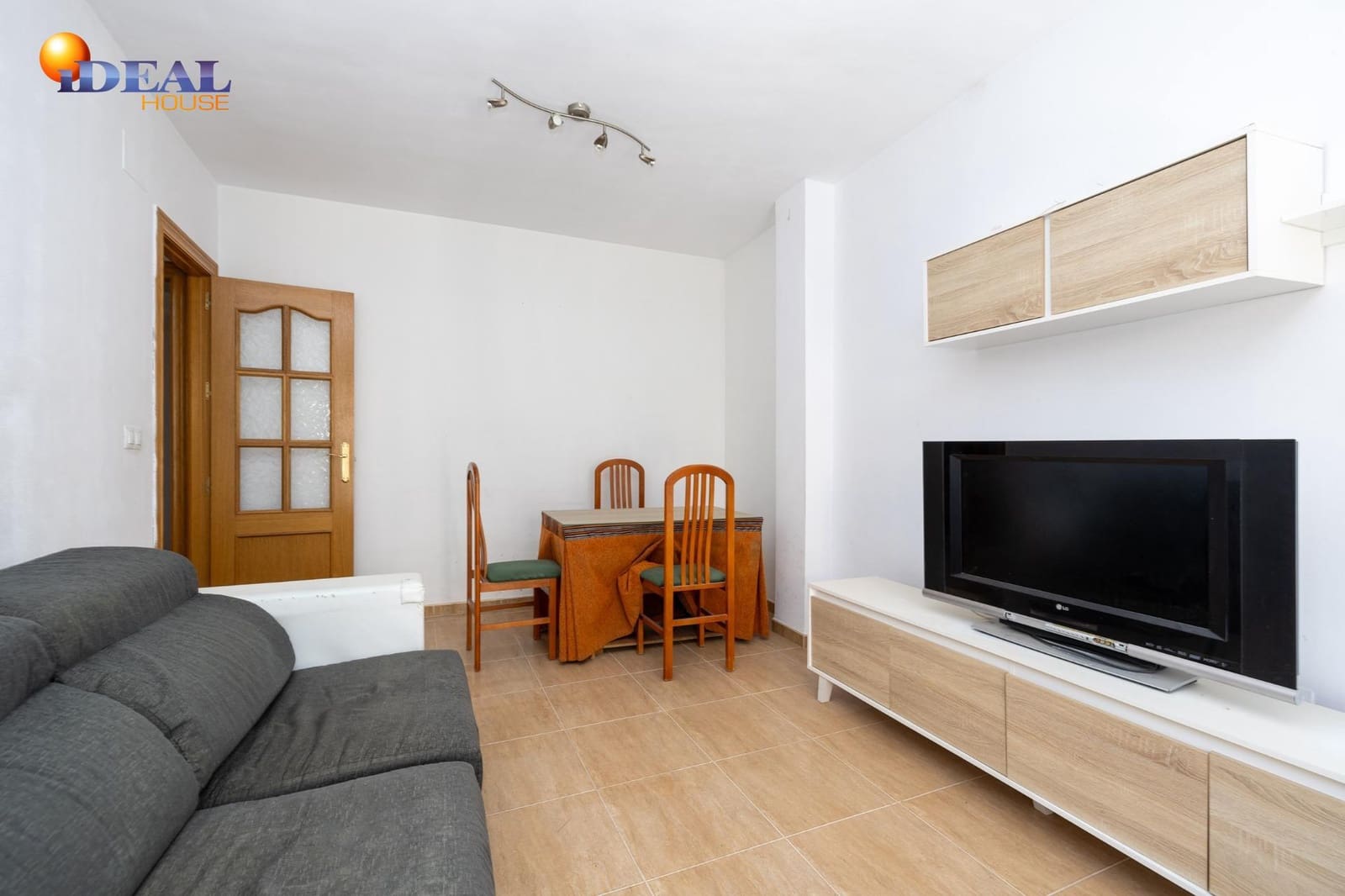 2 bedroom Flat for sale in Padul - € 120,000 (Ref: 9434344)