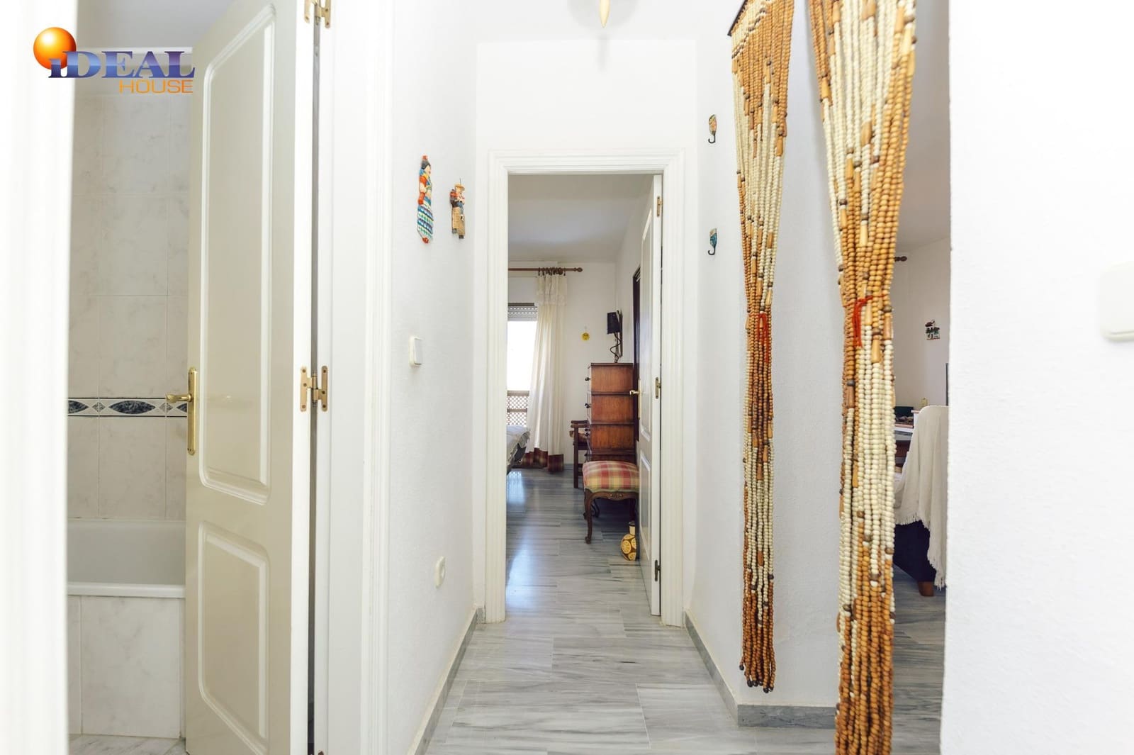 3 bedroom Apartment for sale in Salobrena with pool garage - € 310,000 (Ref: 9434347)