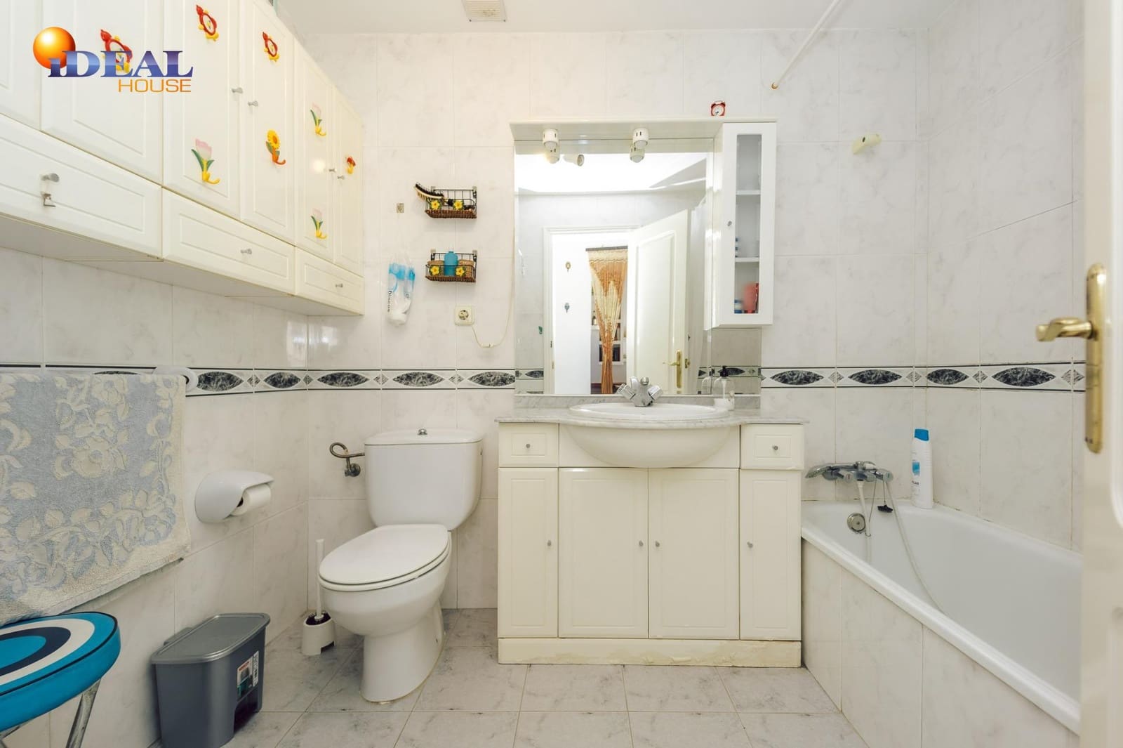 3 bedroom Apartment for sale in Salobrena with pool garage - € 310,000 (Ref: 9434347)