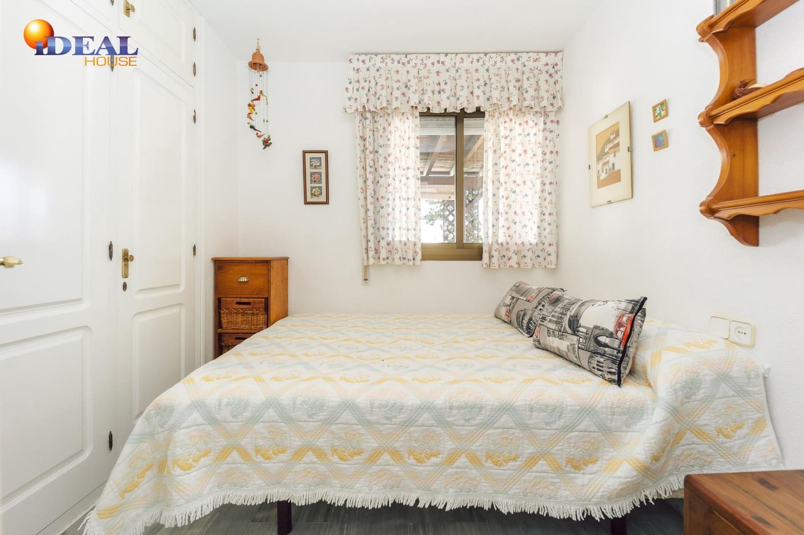 3 bedroom Apartment for sale in Salobrena with pool garage - € 310,000 (Ref: 9434347)