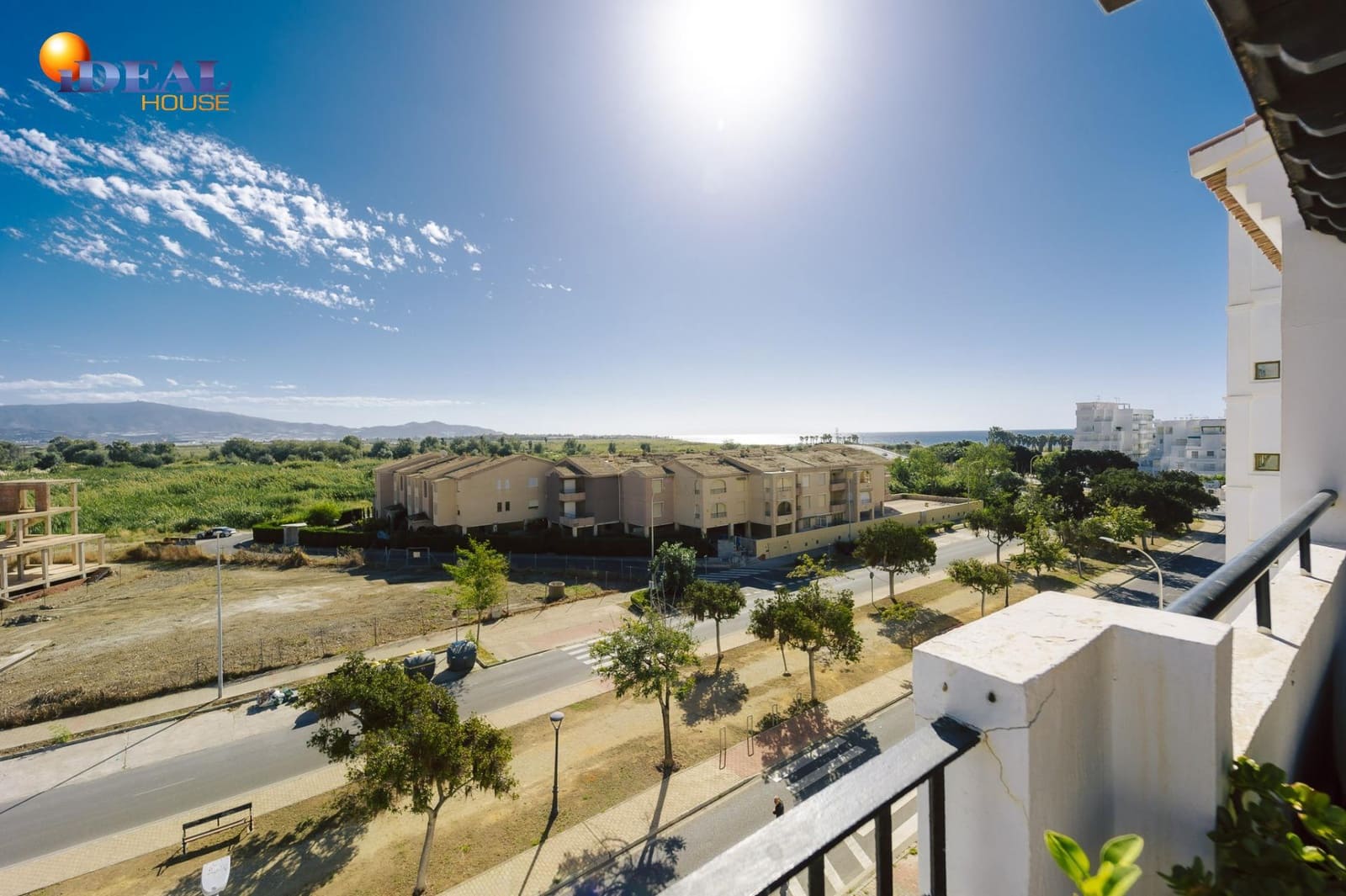 3 bedroom Apartment for sale in Salobrena with pool garage - € 310,000 (Ref: 9434347)