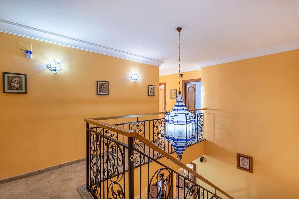 4 sypialnia Willa na sprzedaż w Albolote z garażem - 435 000 € (Ref: 9434351)