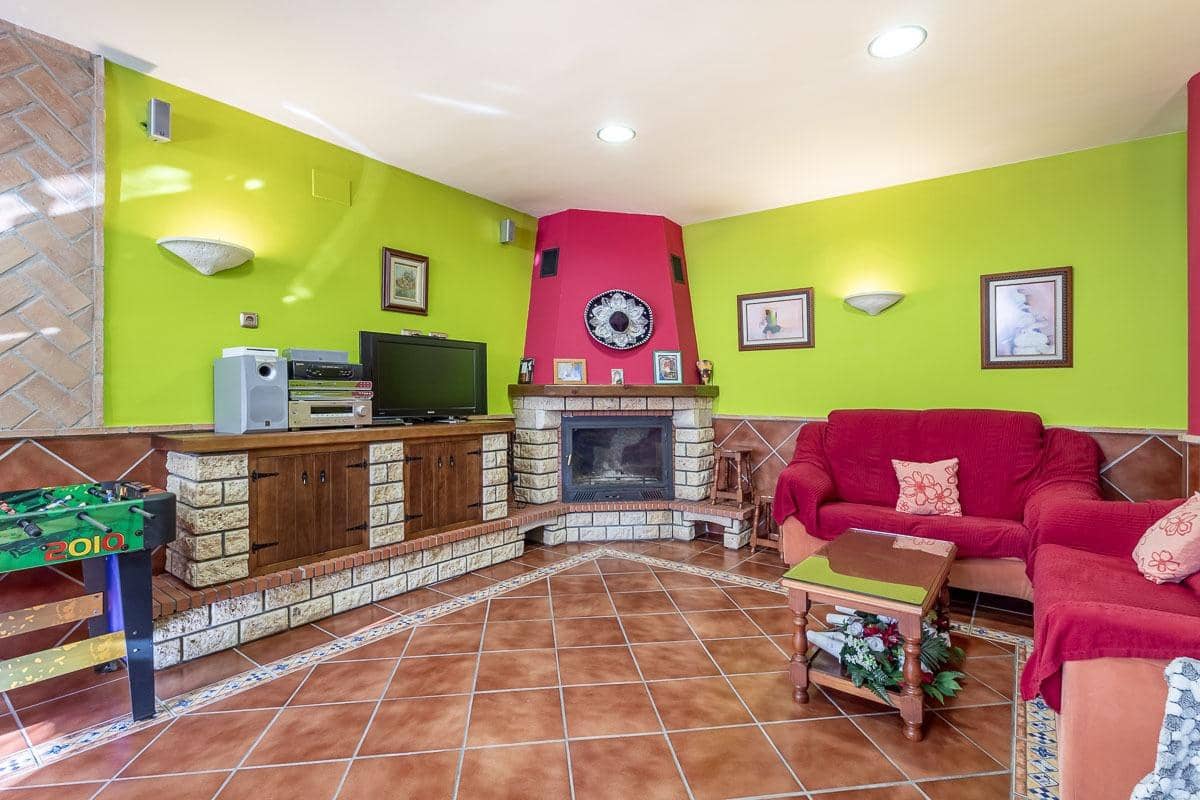 4 sypialnia Willa na sprzedaż w Albolote z garażem - 435 000 € (Ref: 9434351)