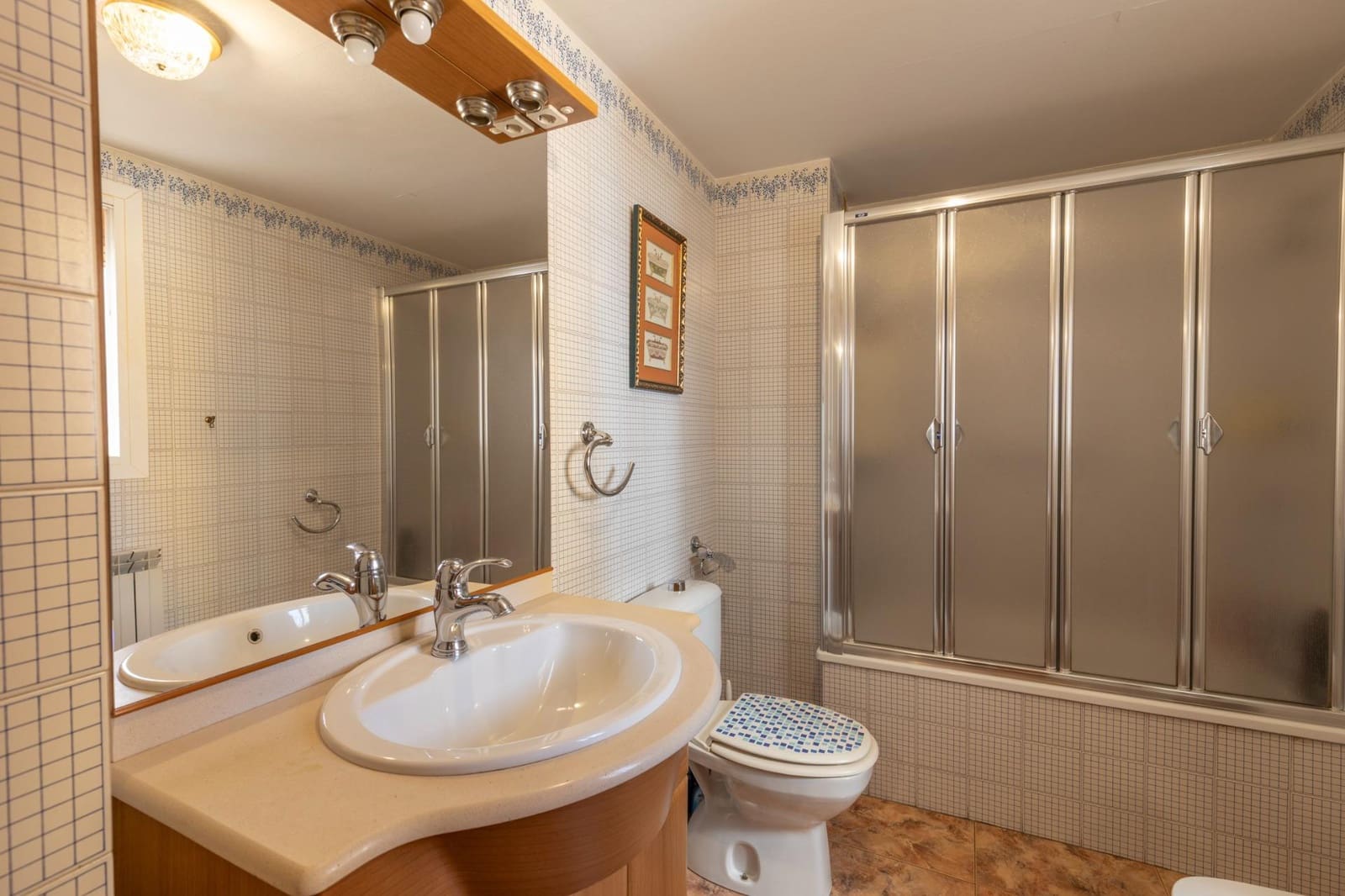 4 bedroom Terraced Villa for sale in Huetor Vega with garage - € 245,000 (Ref: 9434352)