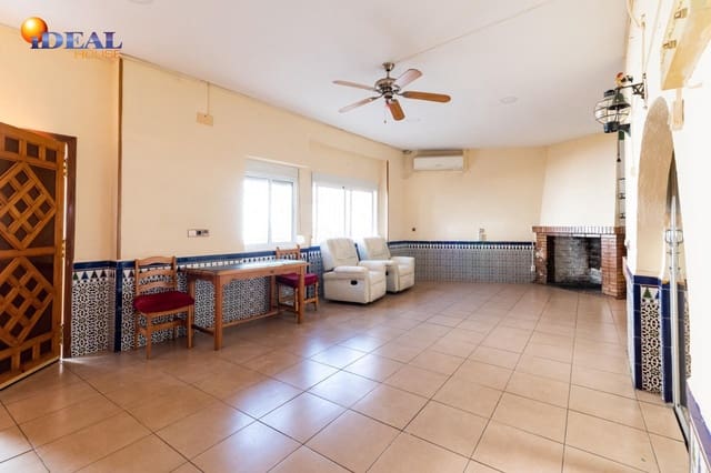 5 sypialnia Dom szeregowy na sprzedaż w Santa Fe - 149 900 € (Ref: 9434354)