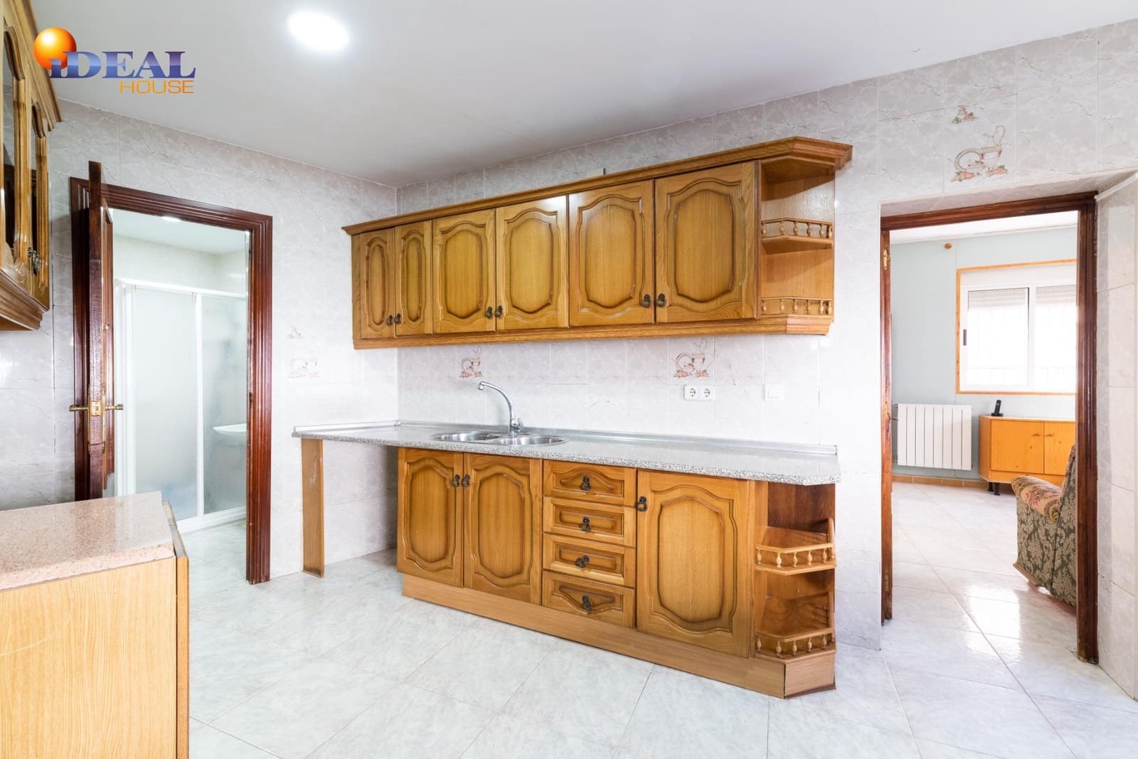 5 sypialnia Dom szeregowy na sprzedaż w Santa Fe - 149 900 € (Ref: 9434354)