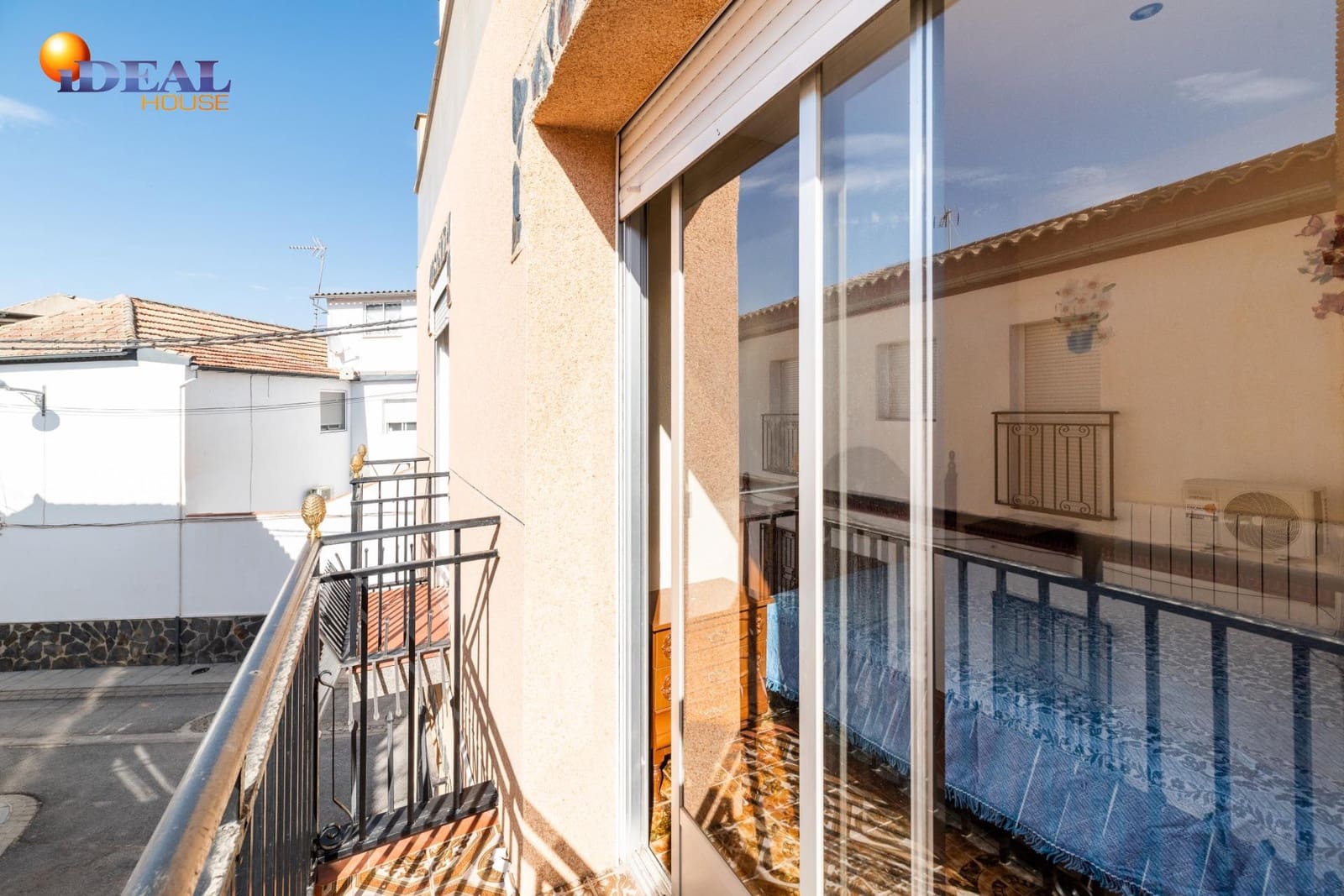 5 sypialnia Dom szeregowy na sprzedaż w Santa Fe - 149 900 € (Ref: 9434354)