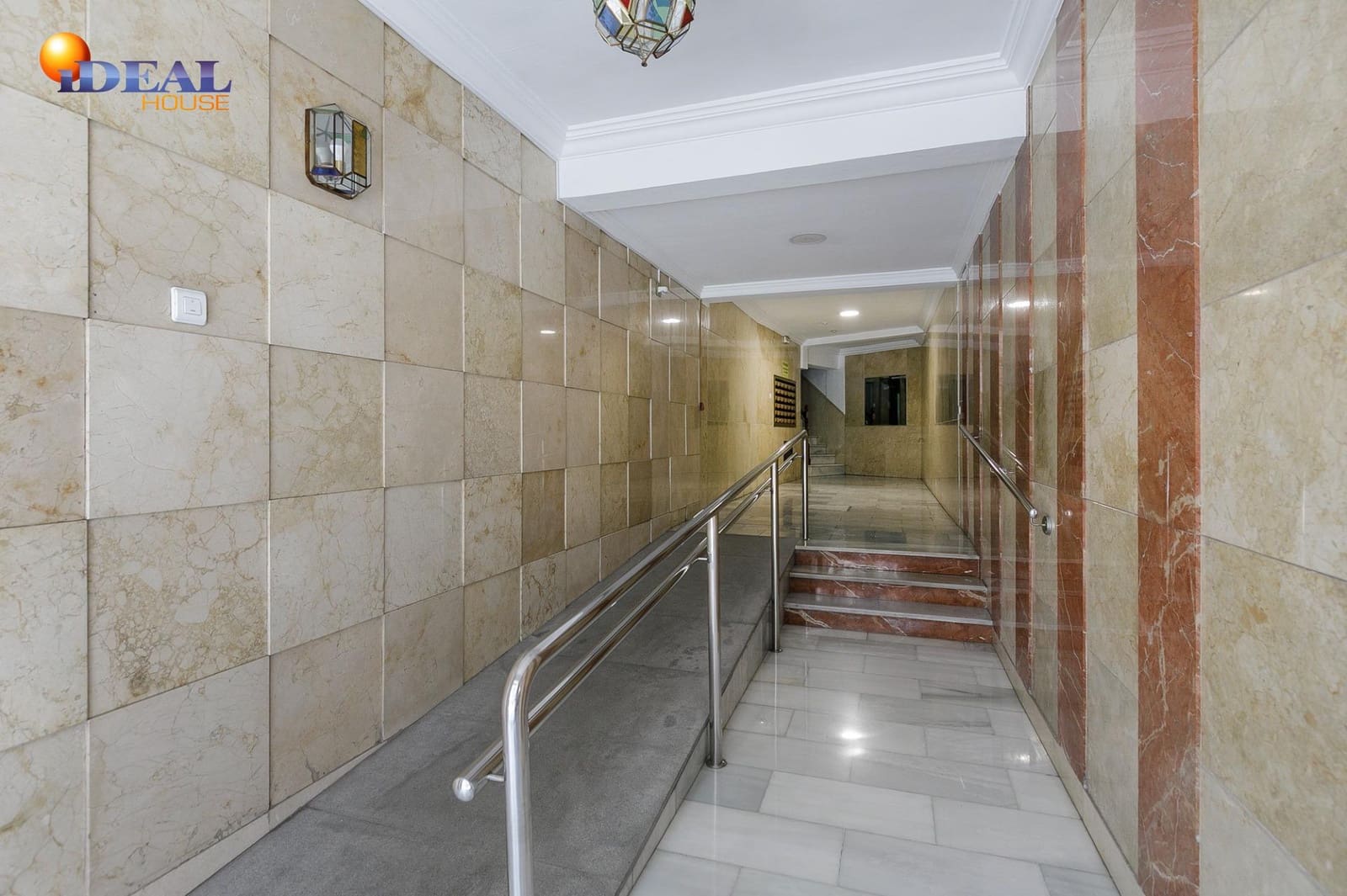 2 soverom Penthouse til salgs i Granada by - € 249 000 (Ref: 9434356)