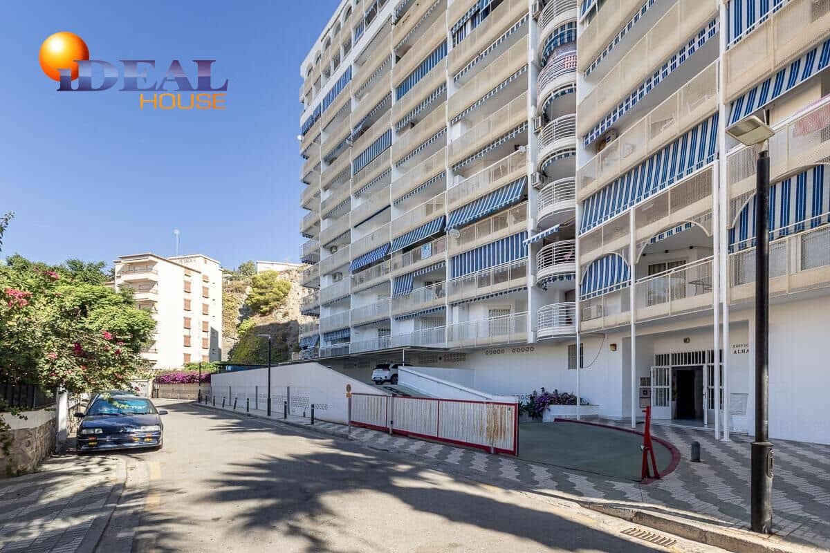 3 bedroom Flat for sale in Almunecar with garage - € 289,000 (Ref: 9434358)