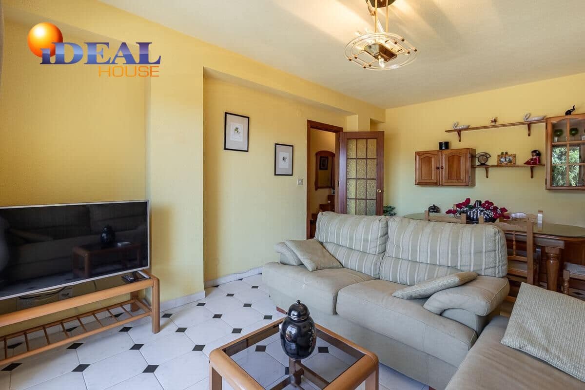 3 bedroom Flat for sale in Almunecar with garage - € 289,000 (Ref: 9434358)