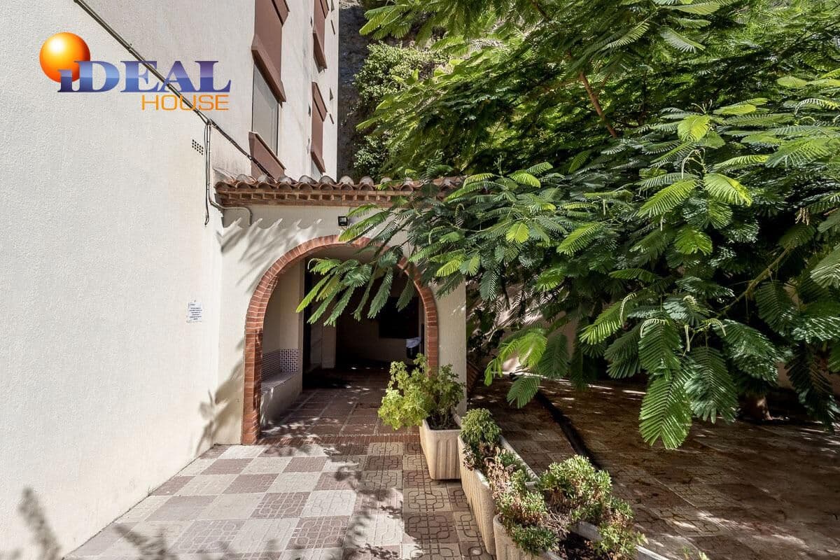 3 bedroom Flat for sale in Almunecar with garage - € 289,000 (Ref: 9434358)