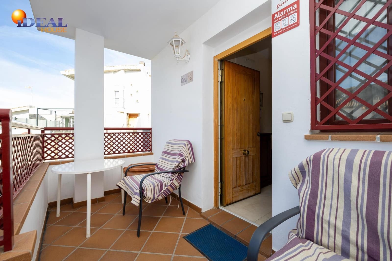 4 makuuhuone Huvila myytävänä paikassa Granada kaupunki mukana uima-altaan 
autotalli - 450 000 € (Ref: 9434359)