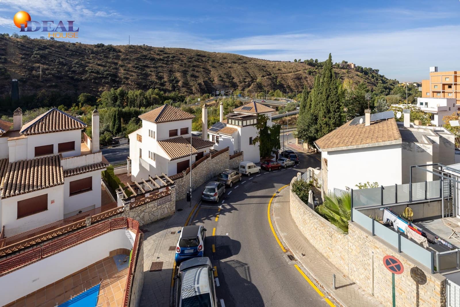 4 makuuhuone Huvila myytävänä paikassa Granada kaupunki mukana uima-altaan 
autotalli - 450 000 € (Ref: 9434359)