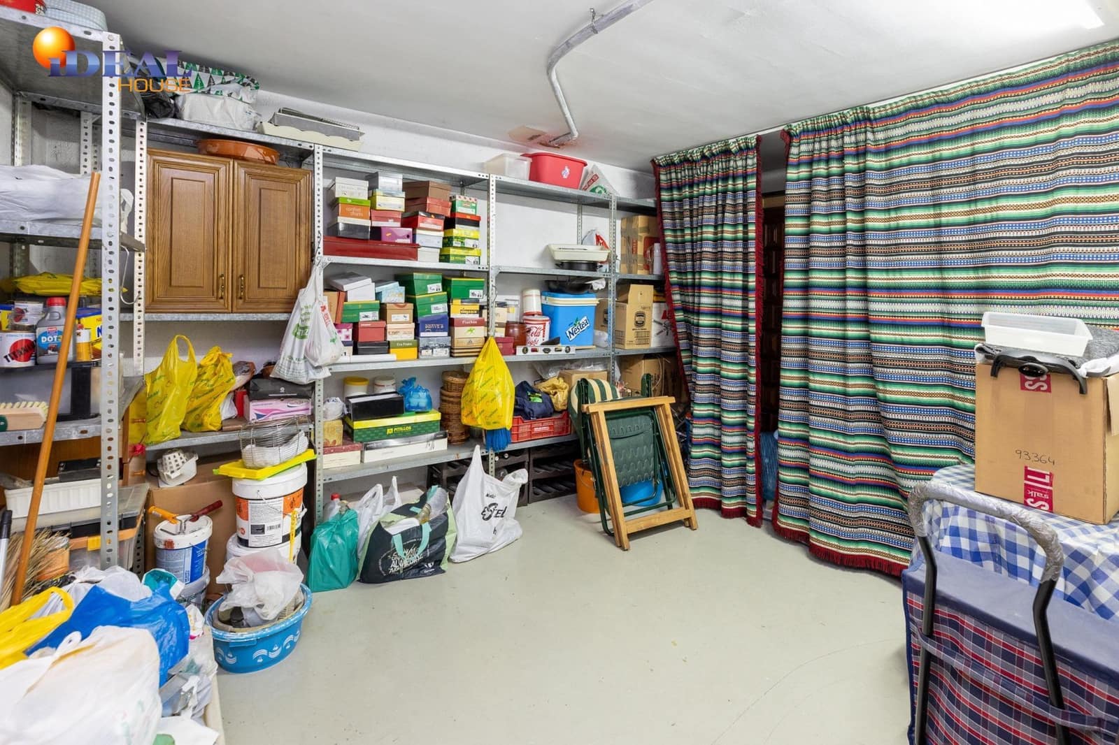 7 makuuhuone Huvila myytävänä paikassa Maracena mukana 
autotalli - 520 000 € (Ref: 9434360)