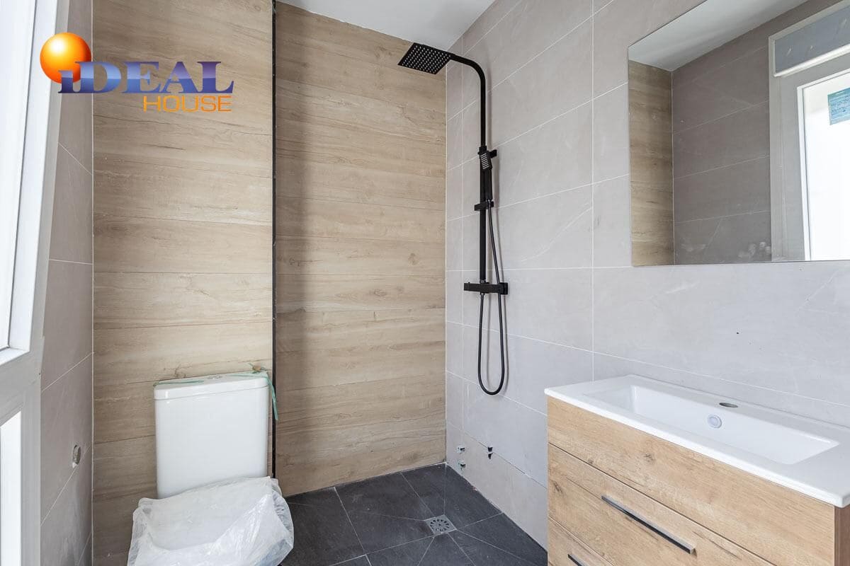 Gewerbe zu verkaufen in Churriana de la Vega - 398.000 € (Ref: 9434361)