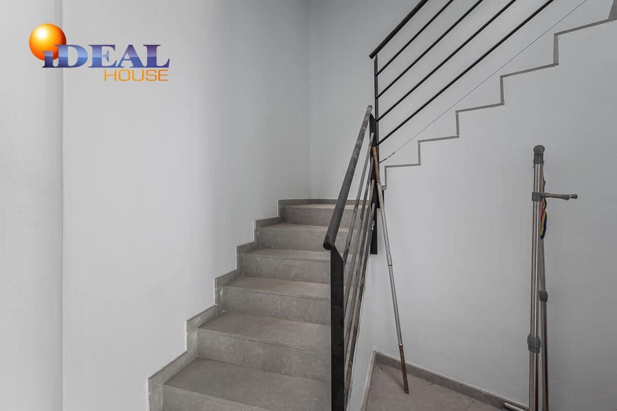 Gewerbe zu verkaufen in Churriana de la Vega - 398.000 € (Ref: 9434361)