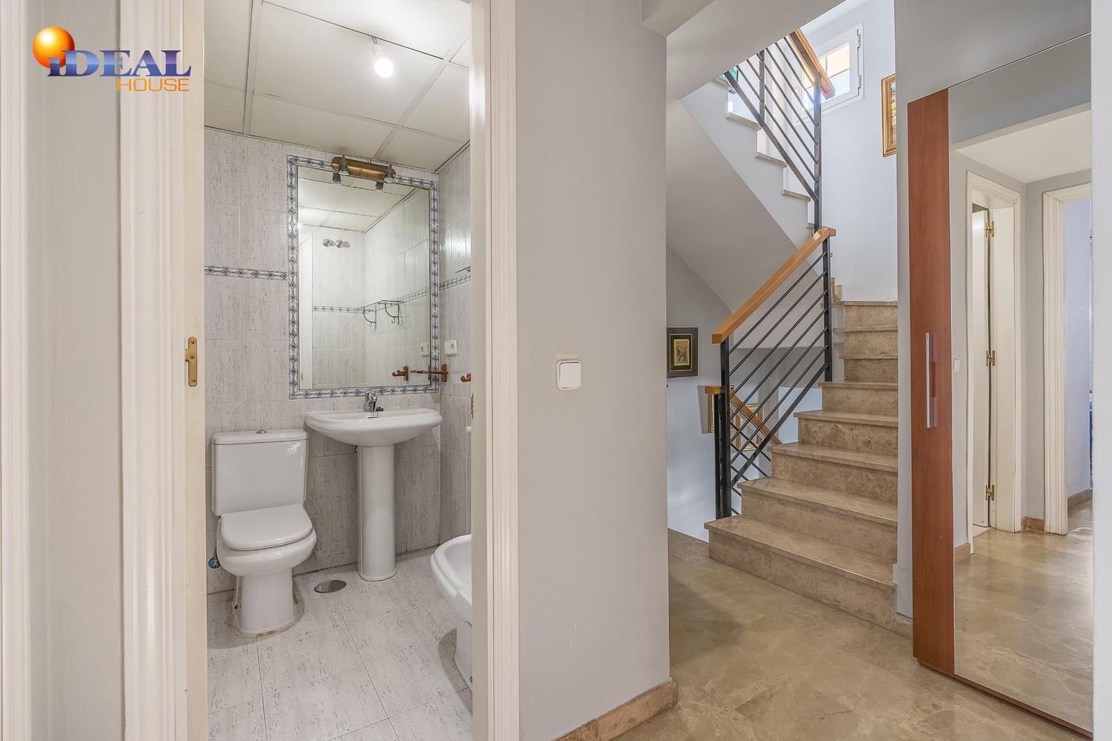 4 camera da letto Villetta a Schiera in vendita in Armilla con garage - 359.000 € (Rif: 9434362)